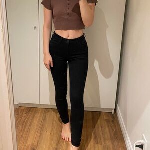 High waisted skinny jeans